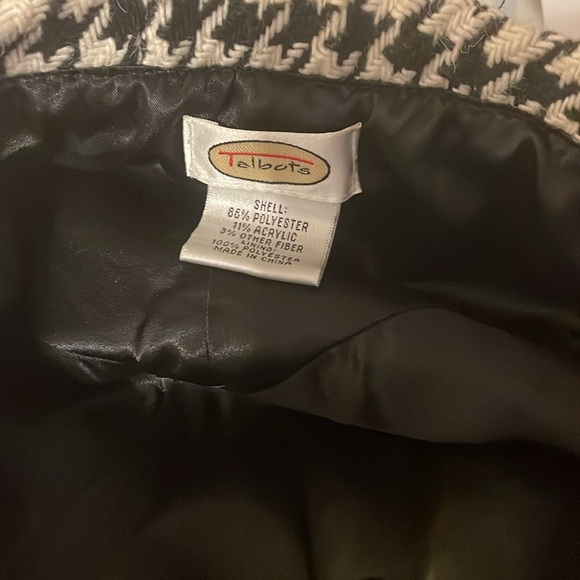 Hat - Picture 3 of 3